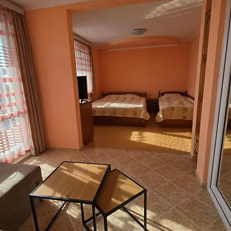 мелиса Guest house Borino
